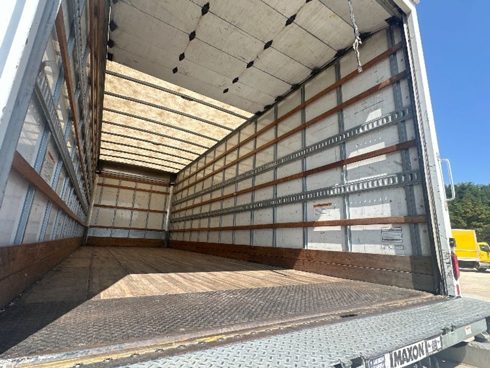 Medium Duty Box Truck-Light and Medium Duty Trucks-Freightliner-2019-M2-Birmingham-AL-177,209\n\t\tmiles-$ 55,750 - Image 12