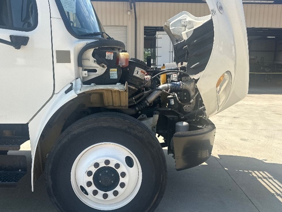 Medium Duty Box Truck-Light and Medium Duty Trucks-Freightliner-2019-M2-Birmingham-AL-177,209\n\t\tmiles-$ 55,750 - Image 23