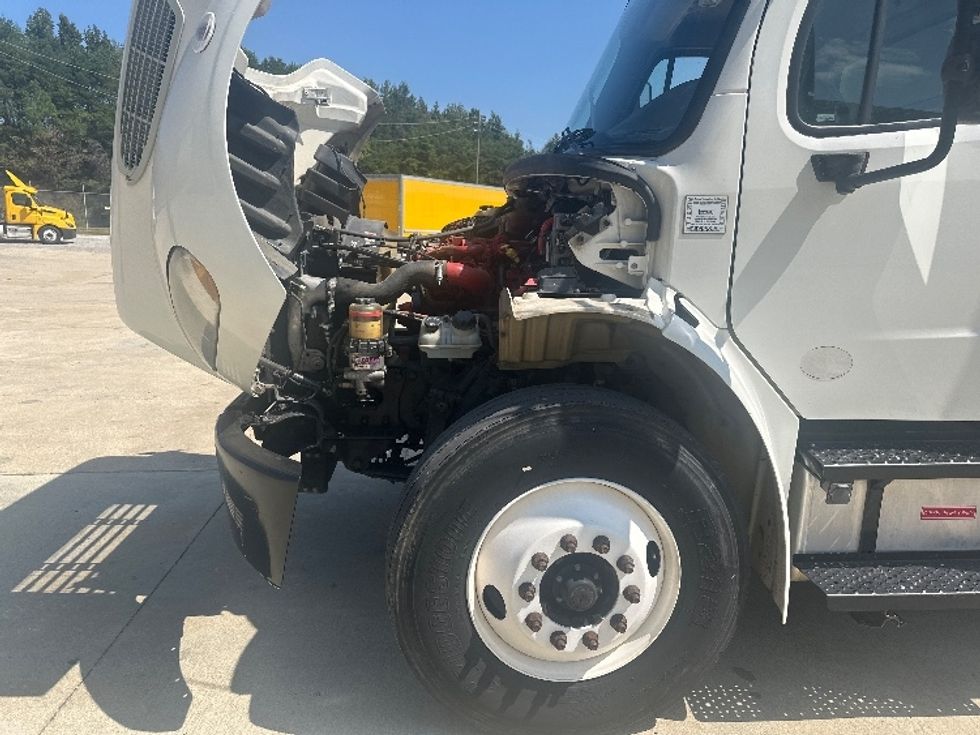 Medium Duty Box Truck-Light and Medium Duty Trucks-Freightliner-2019-M2-Birmingham-AL-177,209\n\t\tmiles-$ 55,750 - Image 24