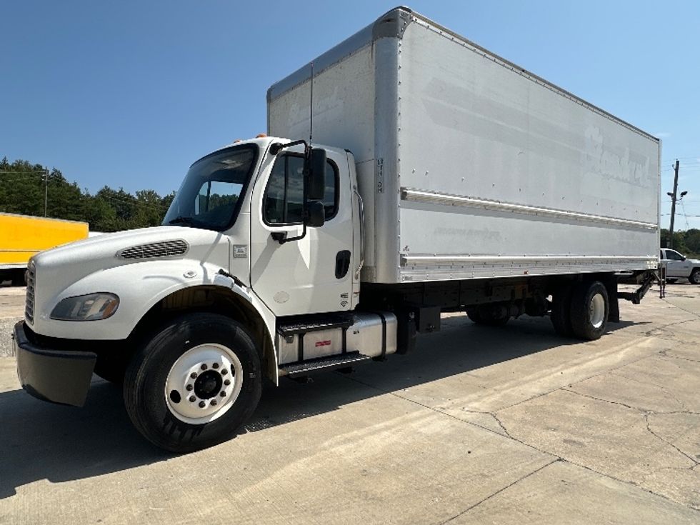 Medium Duty Box Truck-Light and Medium Duty Trucks-Freightliner-2019-M2-Birmingham-AL-177,209\n\t\tmiles-$ 55,750 - Image 3