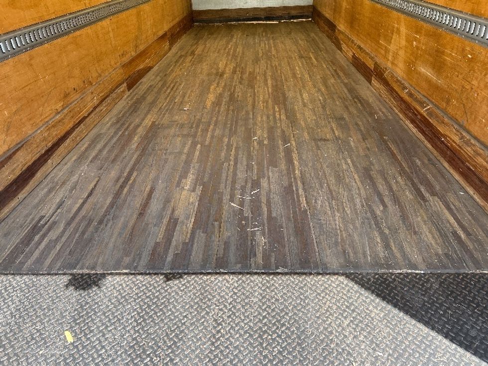 Medium Duty Box Truck-Light and Medium Duty Trucks-Freightliner-2019-M2-Birmingham-AL-309,340\n\t\tmiles-$ 31,000 - Image 10