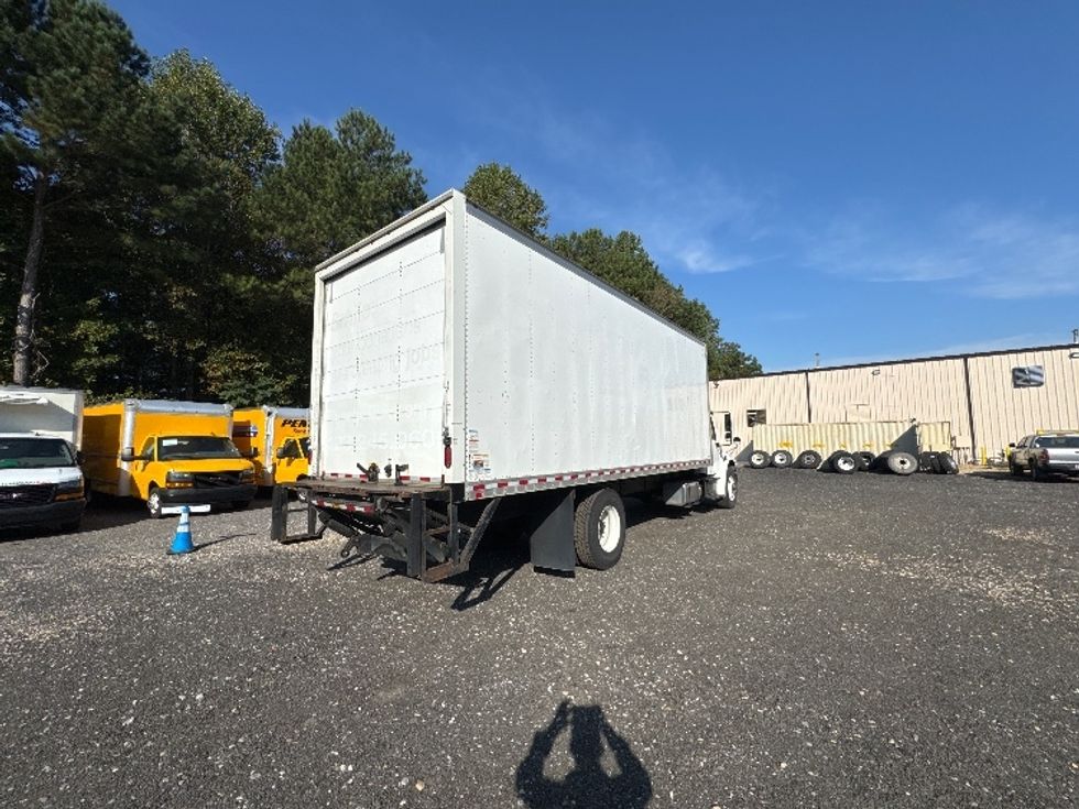 Medium Duty Box Truck-Light and Medium Duty Trucks-Freightliner-2019-M2-Blountville-TN-197,560\n\t\tmiles-$ 47,750 - Image 13