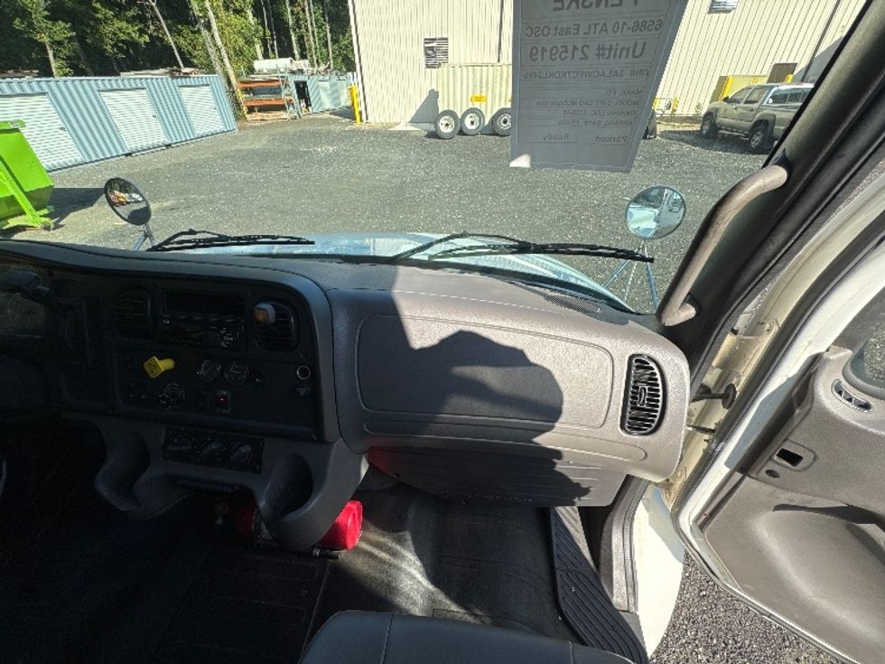 Medium Duty Box Truck-Light and Medium Duty Trucks-Freightliner-2019-M2-Blountville-TN-197,560\n\t\tmiles-$ 47,750 - Image 21