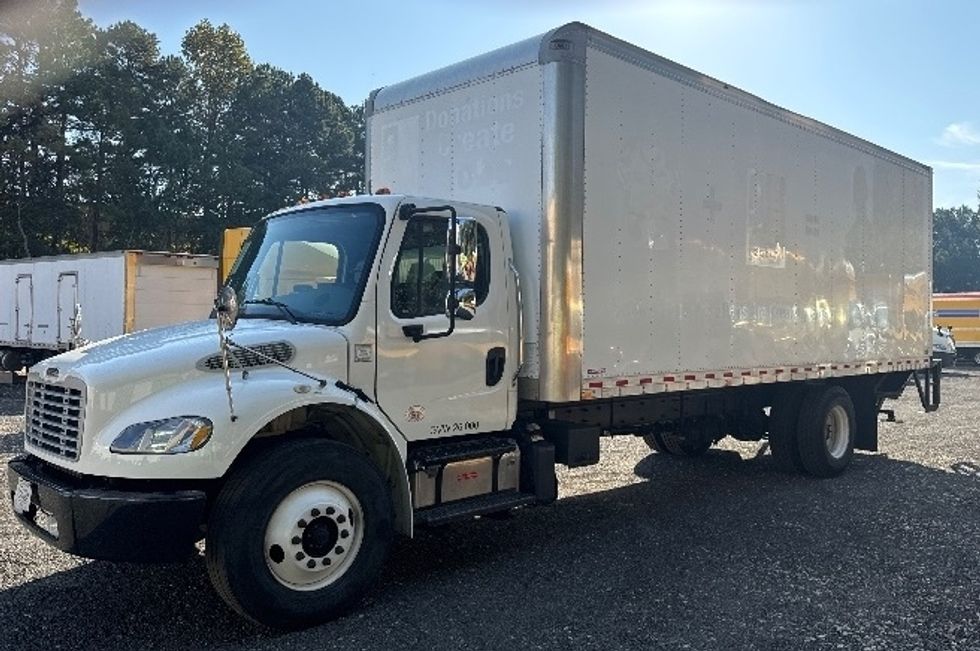 Medium Duty Box Truck-Light and Medium Duty Trucks-Freightliner-2019-M2-Blountville-TN-197,560\n\t\tmiles-$ 47,750 - Image 3