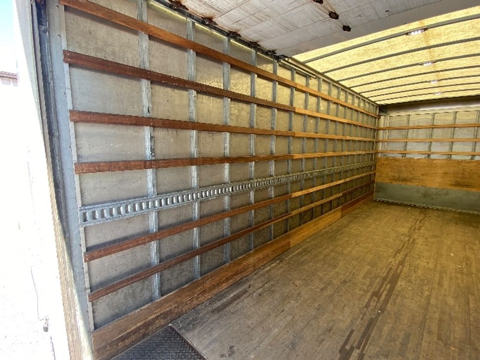 Medium Duty Box Truck-Light and Medium Duty Trucks-Freightliner-2019-M2-Blountville-TN-217,714\n\t\tmiles-$ 48,750 - Image 11