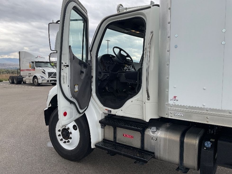 Medium Duty Box Truck-Light and Medium Duty Trucks-Freightliner-2019-M2-Boise-ID-218,824\n\t\tmiles-$ 44,000 - Image 16