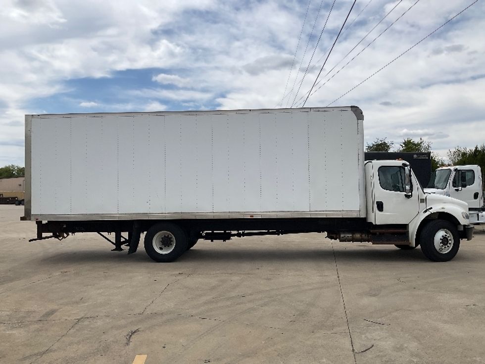 Medium Duty Box Truck-Light and Medium Duty Trucks-Freightliner-2019-M2-Bowling Green-KY-256,532\n\t\tmiles-$ 35,000 - Image 15