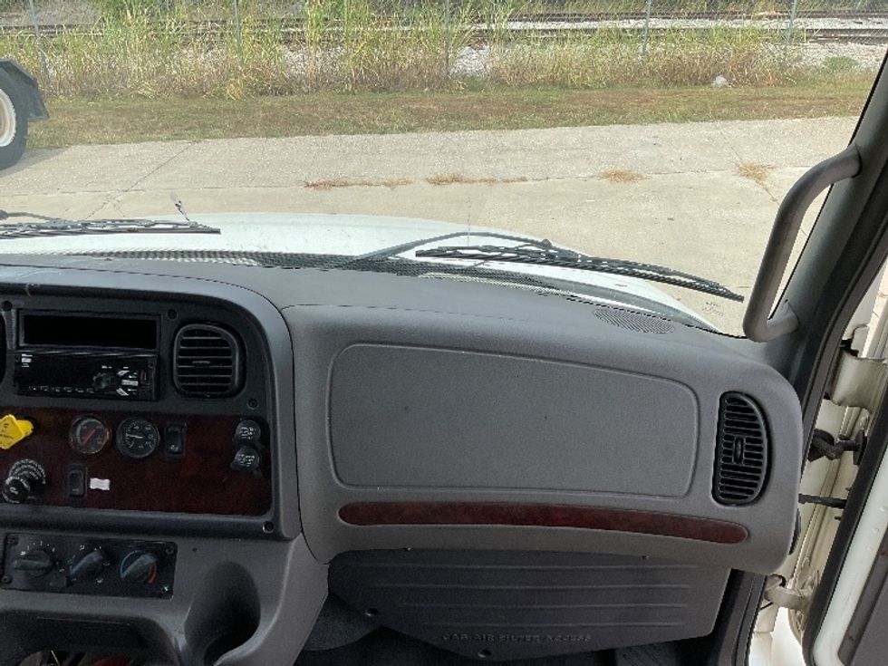 Medium Duty Box Truck-Light and Medium Duty Trucks-Freightliner-2019-M2-Bowling Green-KY-256,532\n\t\tmiles-$ 35,000 - Image 21