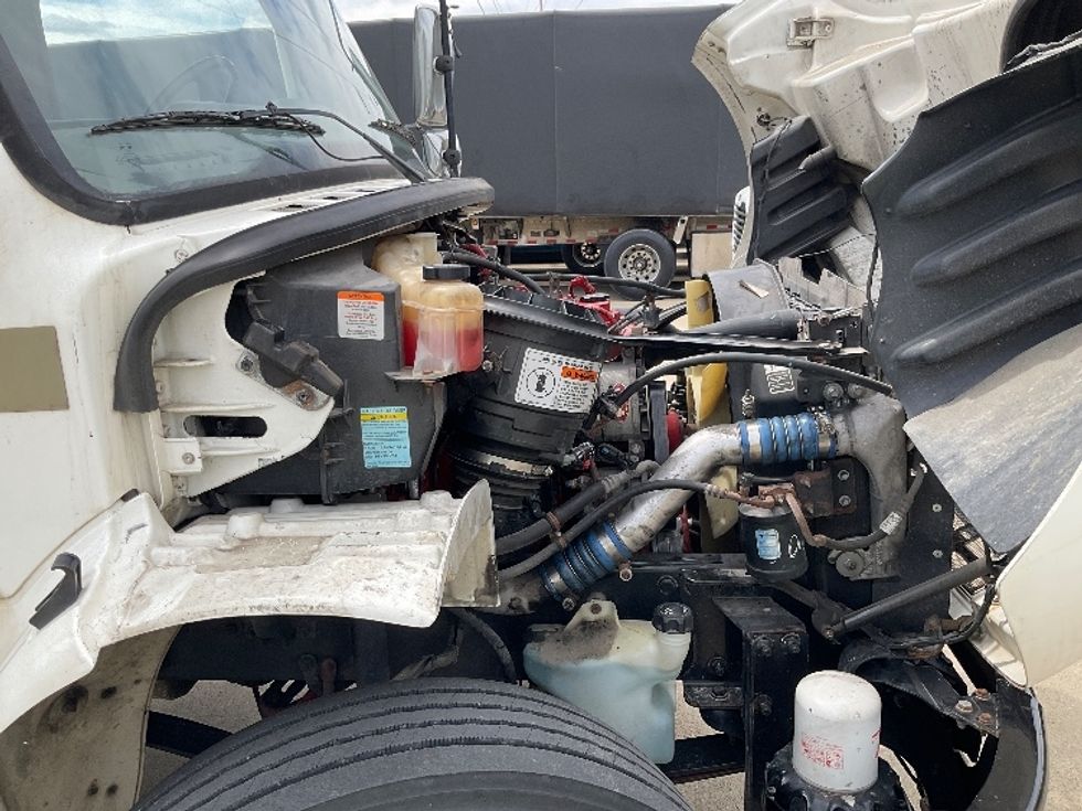 Medium Duty Box Truck-Light and Medium Duty Trucks-Freightliner-2019-M2-Bowling Green-KY-256,532\n\t\tmiles-$ 35,000 - Image 23