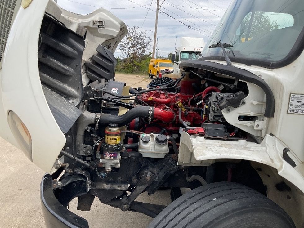 Medium Duty Box Truck-Light and Medium Duty Trucks-Freightliner-2019-M2-Bowling Green-KY-256,532\n\t\tmiles-$ 35,000 - Image 24