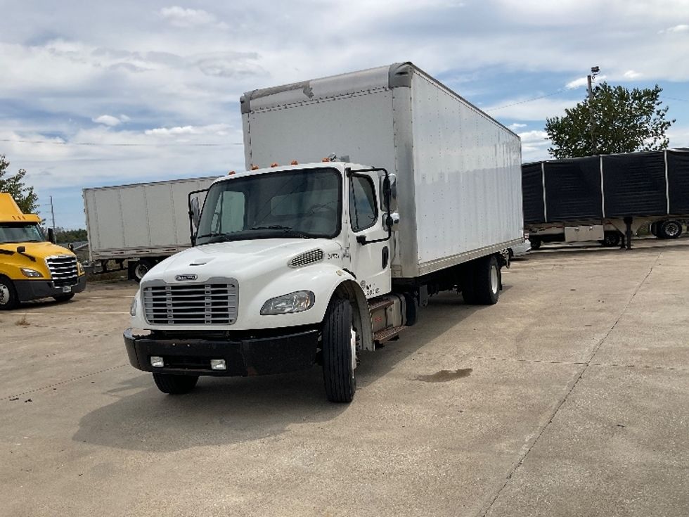 Medium Duty Box Truck-Light and Medium Duty Trucks-Freightliner-2019-M2-Bowling Green-KY-256,532\n\t\tmiles-$ 35,000 - Image 3