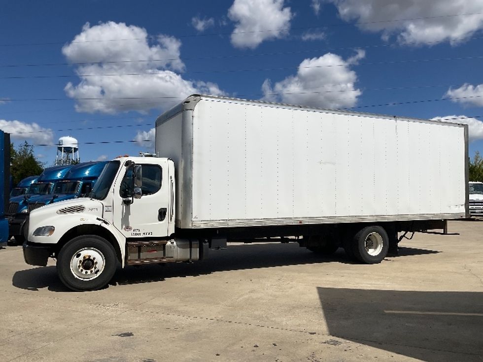 Medium Duty Box Truck-Light and Medium Duty Trucks-Freightliner-2019-M2-Bowling Green-KY-256,532\n\t\tmiles-$ 35,000 - Image 4