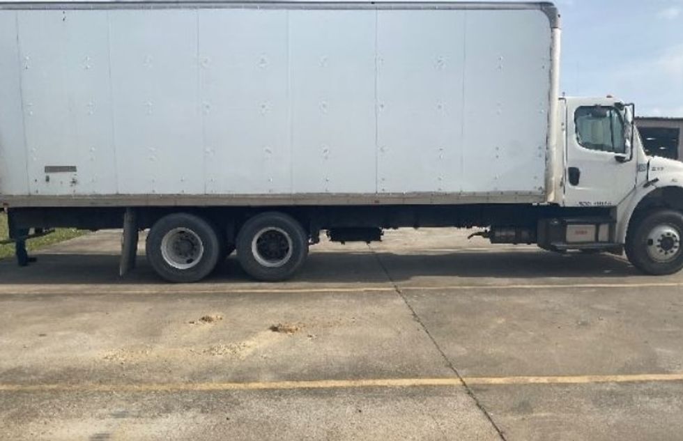 Medium Duty Box Truck-Light and Medium Duty Trucks-Freightliner-2019-M2-Bowling Green-KY-356,228\n\t\tmiles-$ 24,500 - Image 15
