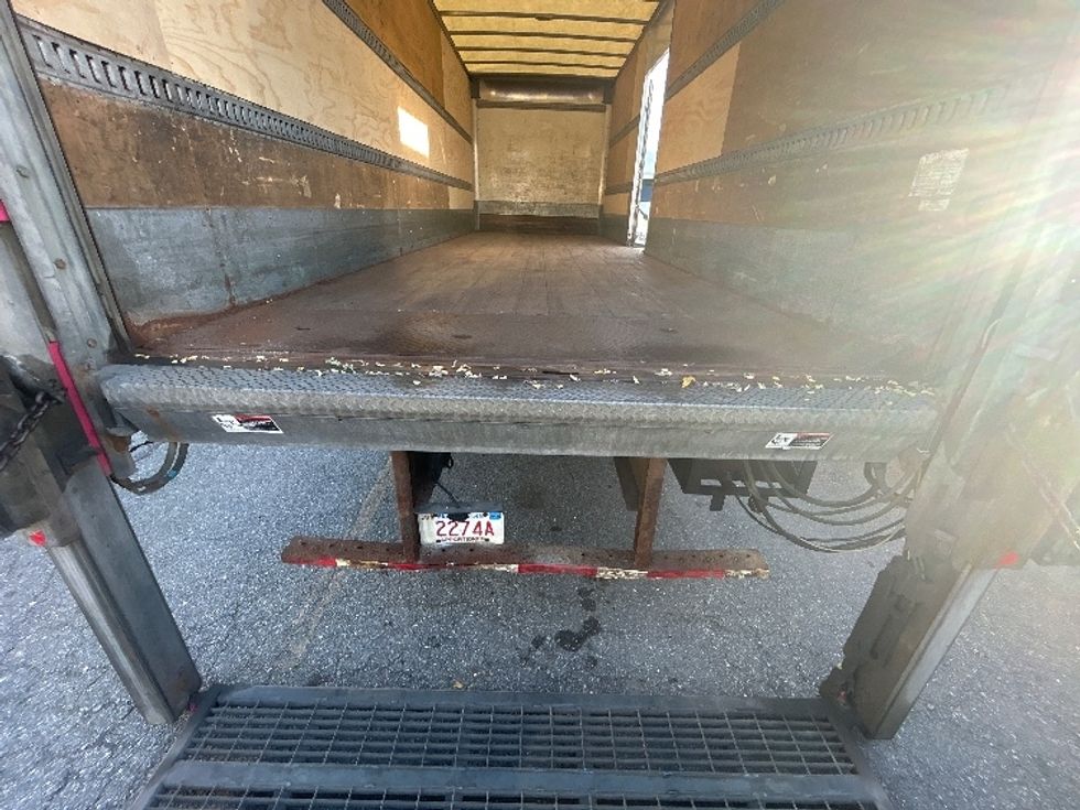 Medium Duty Box Truck-Light and Medium Duty Trucks-Freightliner-2019-M2-Braintree-MA-179,209\n\t\tmiles-$ 61,250 - Image 9