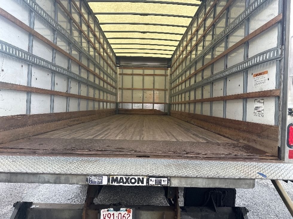 Medium Duty Box Truck-Light and Medium Duty Trucks-Freightliner-2019-M2-Braintree-MA-182,318\n\t\tmiles-$ 46,000 - Image 10