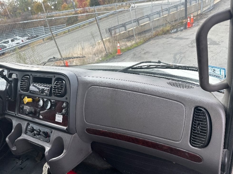 Medium Duty Box Truck-Light and Medium Duty Trucks-Freightliner-2019-M2-Braintree-MA-182,318\n\t\tmiles-$ 46,000 - Image 21