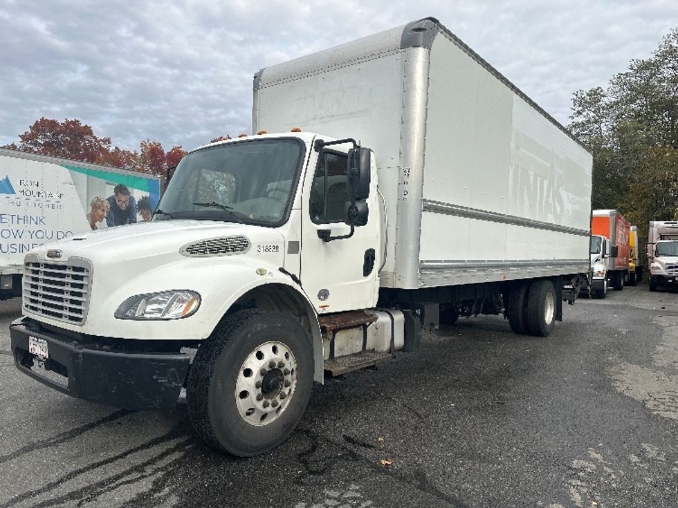 2019 Freightliner M2 106 Medium Duty photo 3