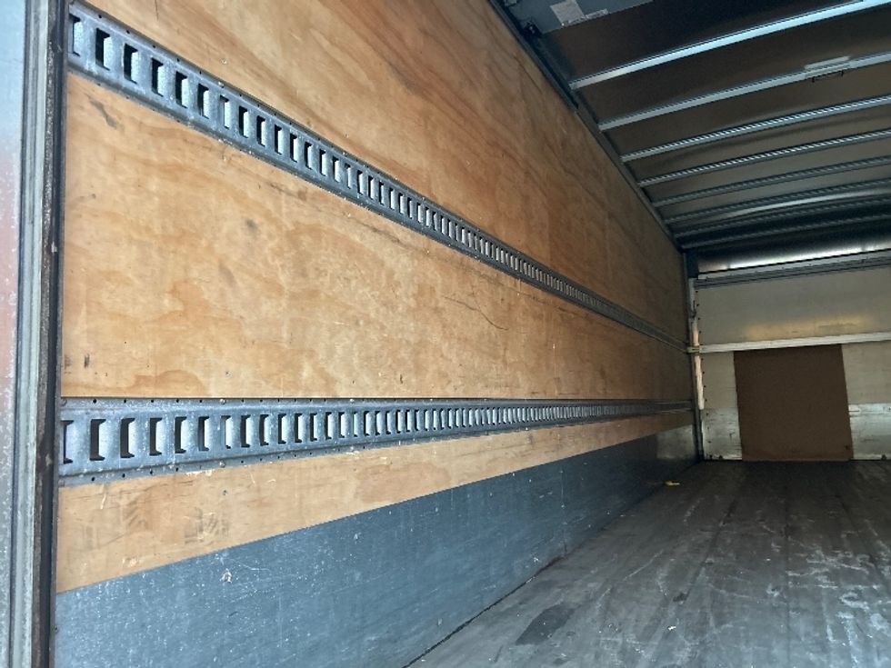 Medium Duty Box Truck-Light and Medium Duty Trucks-Freightliner-2019-M2-Braintree-MA-202,448\n\t\tmiles-$ 42,250 - Image 11