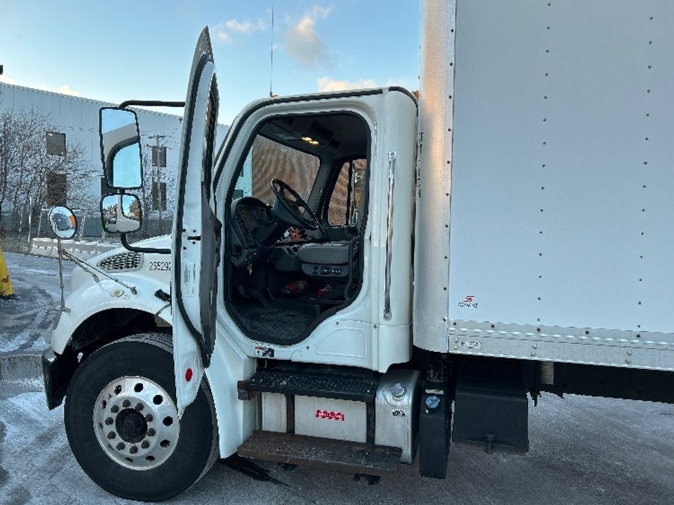 Medium Duty Box Truck-Light and Medium Duty Trucks-Freightliner-2019-M2-Braintree-MA-202,448\n\t\tmiles-$ 42,250 - Image 16