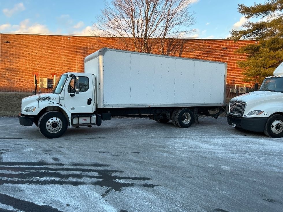 Medium Duty Box Truck-Light and Medium Duty Trucks-Freightliner-2019-M2-Braintree-MA-202,448\n\t\tmiles-$ 42,250 - Image 4