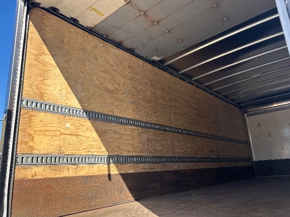 Medium Duty Box Truck-Light and Medium Duty Trucks-Freightliner-2019-M2-Braintree-MA-40,039\n\t\tmiles-$ 53,250 - Image 11