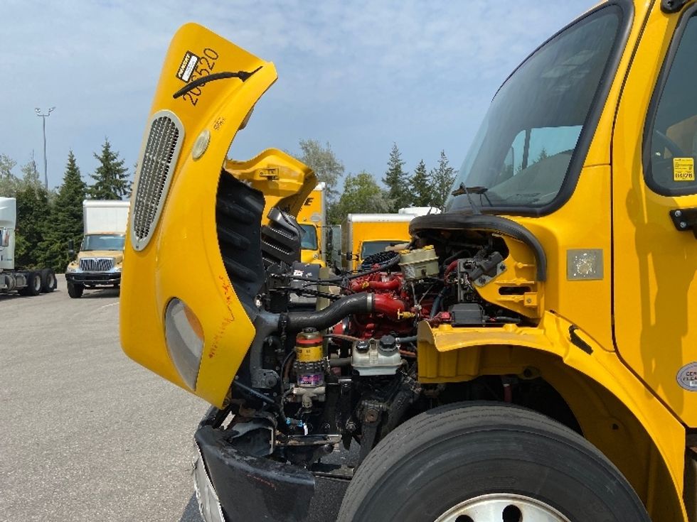Medium Duty Box Truck-Light and Medium Duty Trucks-Freightliner-2019-M2-Brampton-ON-218,035\n\t\tkm-$ 68,000 - Image 24