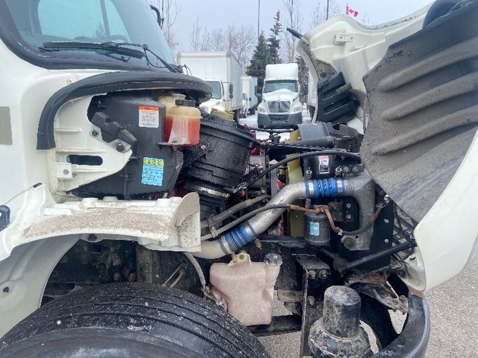 Medium Duty Box Truck-Light and Medium Duty Trucks-Freightliner-2019-M2-Brampton-ON-259,668\n\t\tkm-$ 68,250 - Image 23
