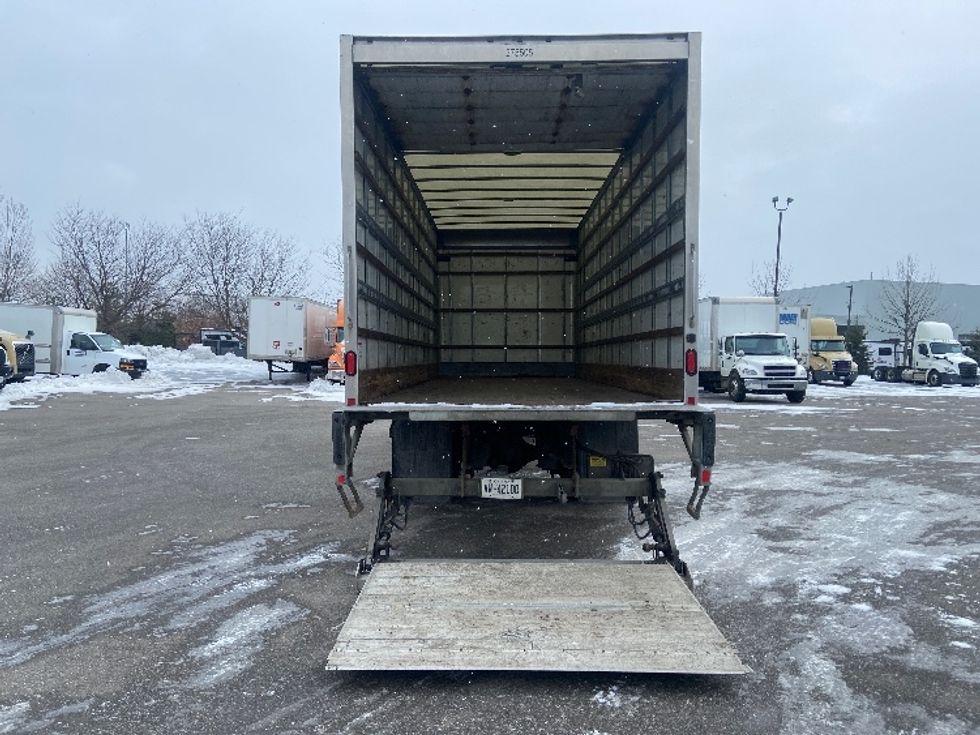 Medium Duty Box Truck-Light and Medium Duty Trucks-Freightliner-2019-M2-Brampton-ON-259,668\n\t\tkm-$ 68,250 - Image 9