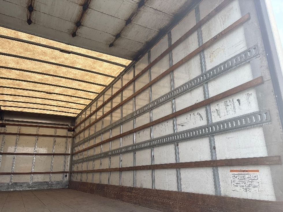 Medium Duty Box Truck-Light and Medium Duty Trucks-Freightliner-2019-M2-Brampton-ON-314,695\n\t\tkm-$ 48,500 - Image 12