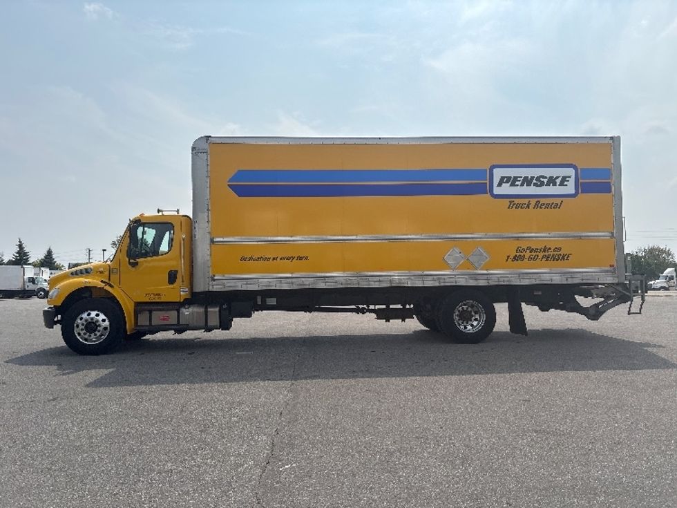 Medium Duty Box Truck-Light and Medium Duty Trucks-Freightliner-2019-M2-Brampton-ON-314,695\n\t\tkm-$ 48,500 - Image 4