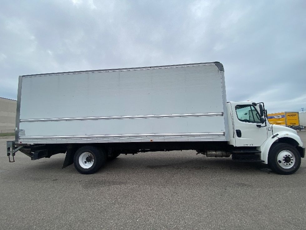 Medium Duty Box Truck-Light and Medium Duty Trucks-Freightliner-2019-M2-Brooklyn Park-MN-100,637\n\t\tmiles-$ 59,750 - Image 15