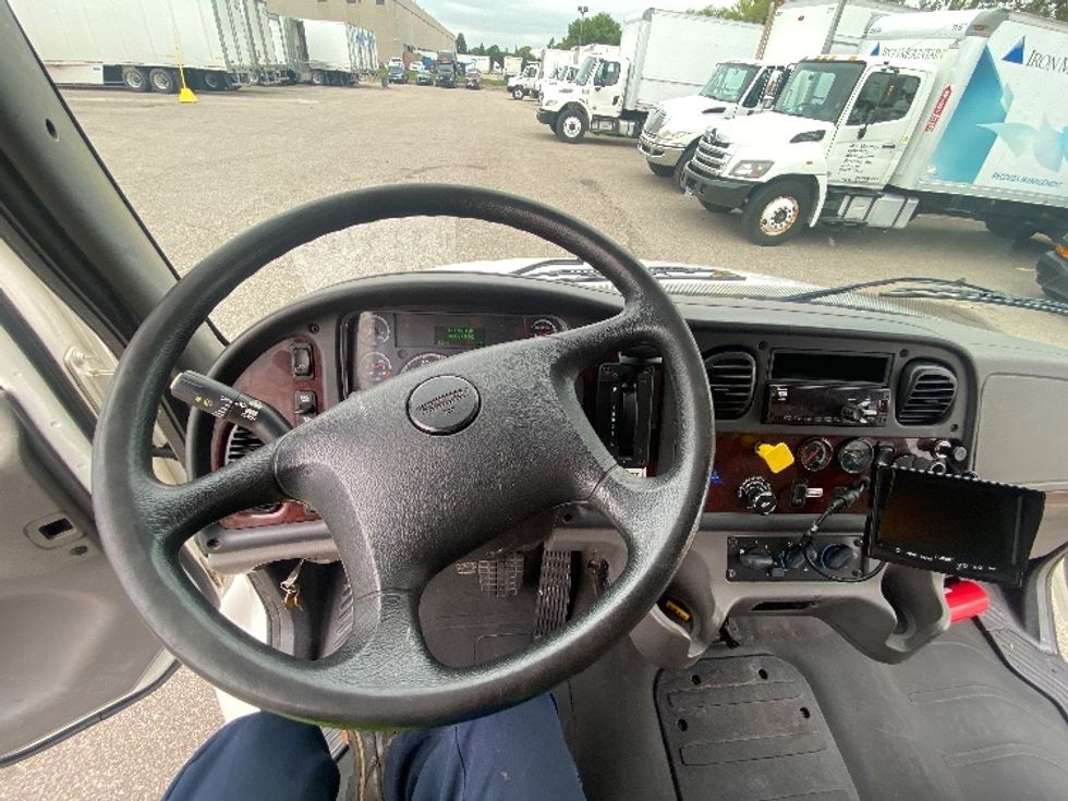 Medium Duty Box Truck-Light and Medium Duty Trucks-Freightliner-2019-M2-Brooklyn Park-MN-100,637\n\t\tmiles-$ 59,750 - Image 17