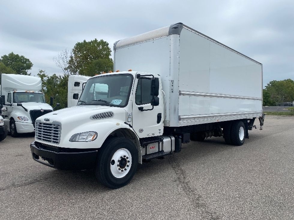 Medium Duty Box Truck-Light and Medium Duty Trucks-Freightliner-2019-M2-Brooklyn Park-MN-100,637\n\t\tmiles-$ 59,750 - Image 3