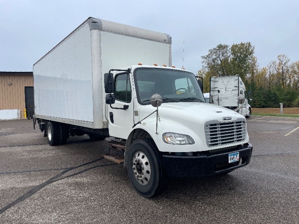 Medium Duty Box Truck-Light and Medium Duty Trucks-Freightliner-2019-M2-Brooklyn Park-MN-112,030\n\t\tmiles-$ 59,250 - Image 1