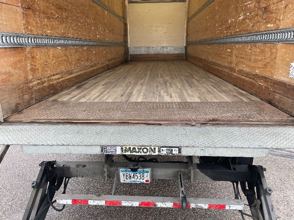 Medium Duty Box Truck-Light and Medium Duty Trucks-Freightliner-2019-M2-Brooklyn Park-MN-112,030\n\t\tmiles-$ 59,250 - Image 10