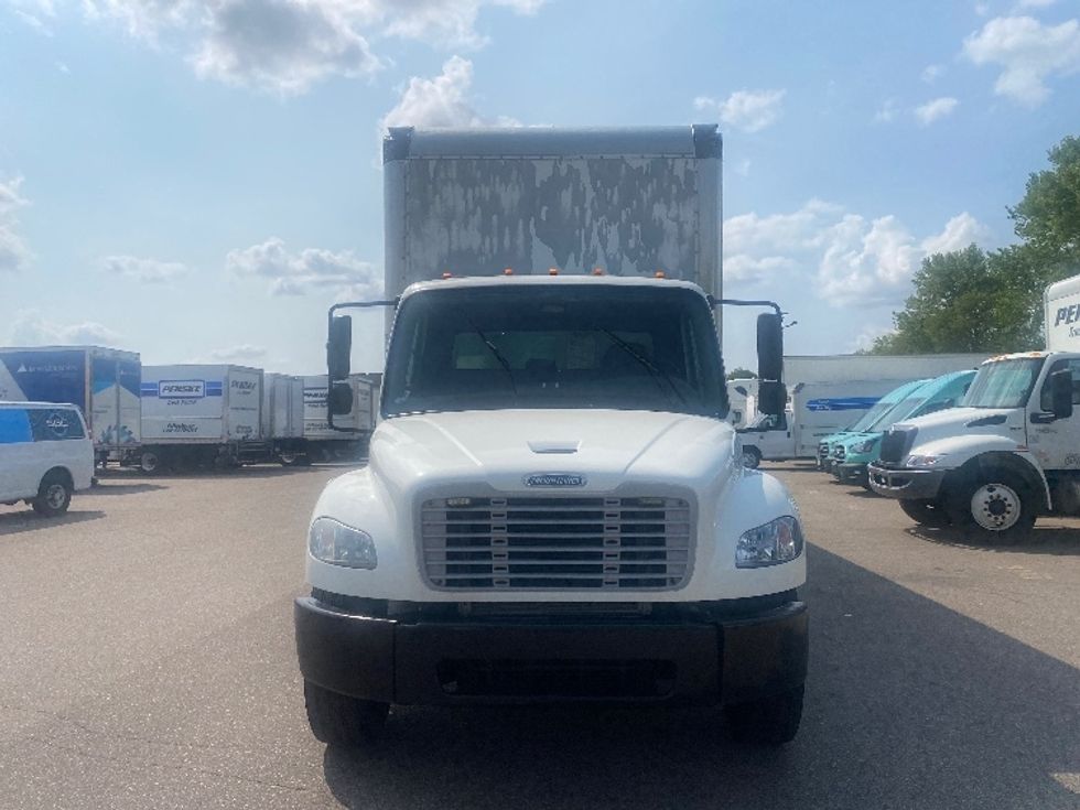 2019 Freightliner M2 106 Medium Duty photo 2