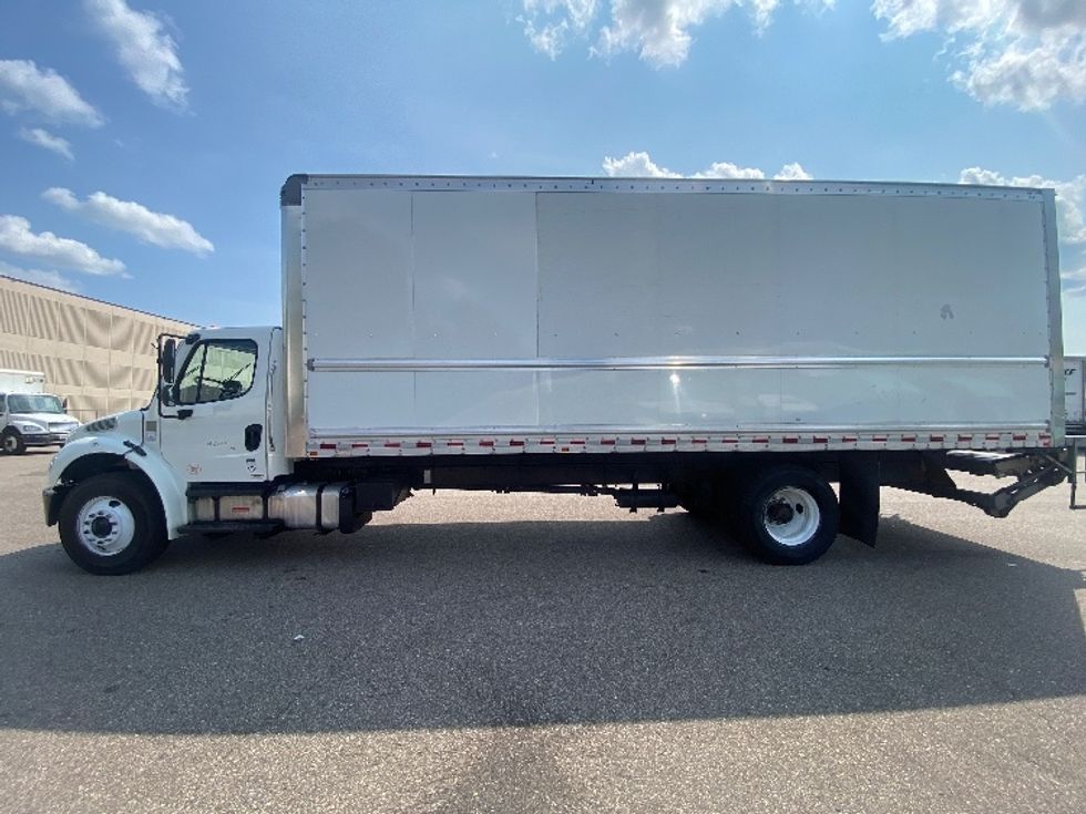 2019 Freightliner M2 106 Medium Duty photo 4
