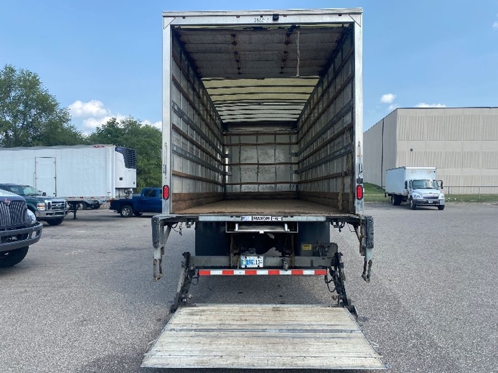 Medium Duty Box Truck-Light and Medium Duty Trucks-Freightliner-2019-M2-Brooklyn Park-MN-137,525\n\t\tmiles-$ 57,500 - Image 9