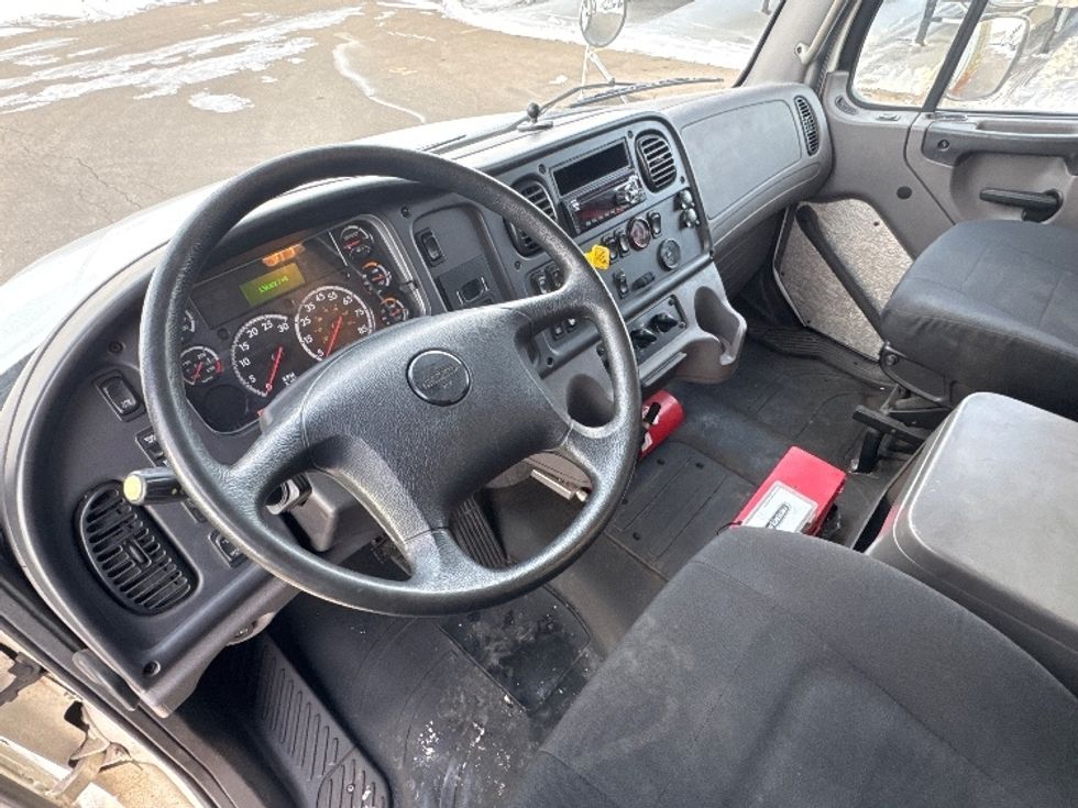 Medium Duty Box Truck-Light and Medium Duty Trucks-Freightliner-2019-M2-Brooklyn Park-MN-139,302\n\t\tmiles-$ 59,250 - Image 16