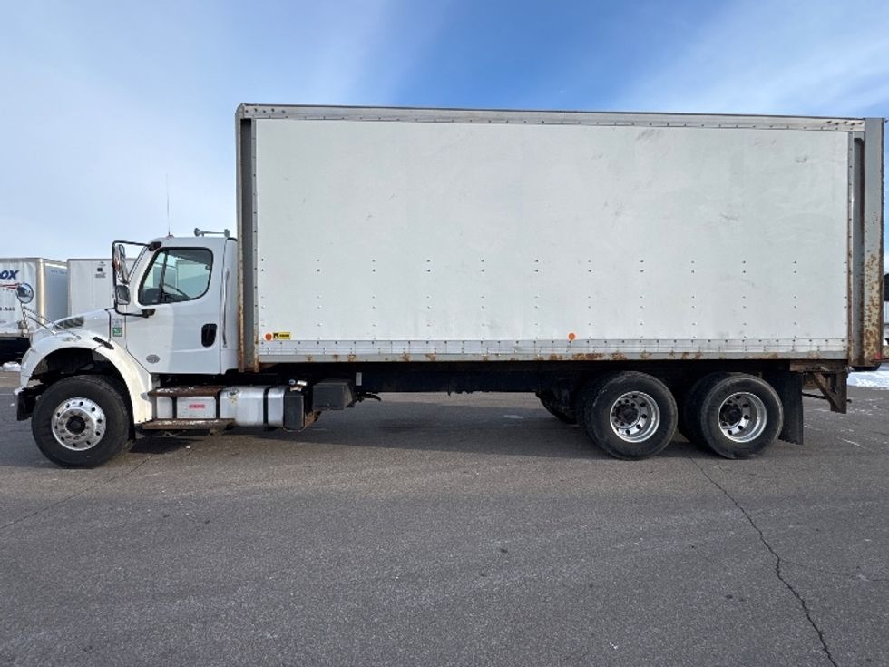 Medium Duty Box Truck-Light and Medium Duty Trucks-Freightliner-2019-M2-Brooklyn Park-MN-139,302\n\t\tmiles-$ 59,250 - Image 4
