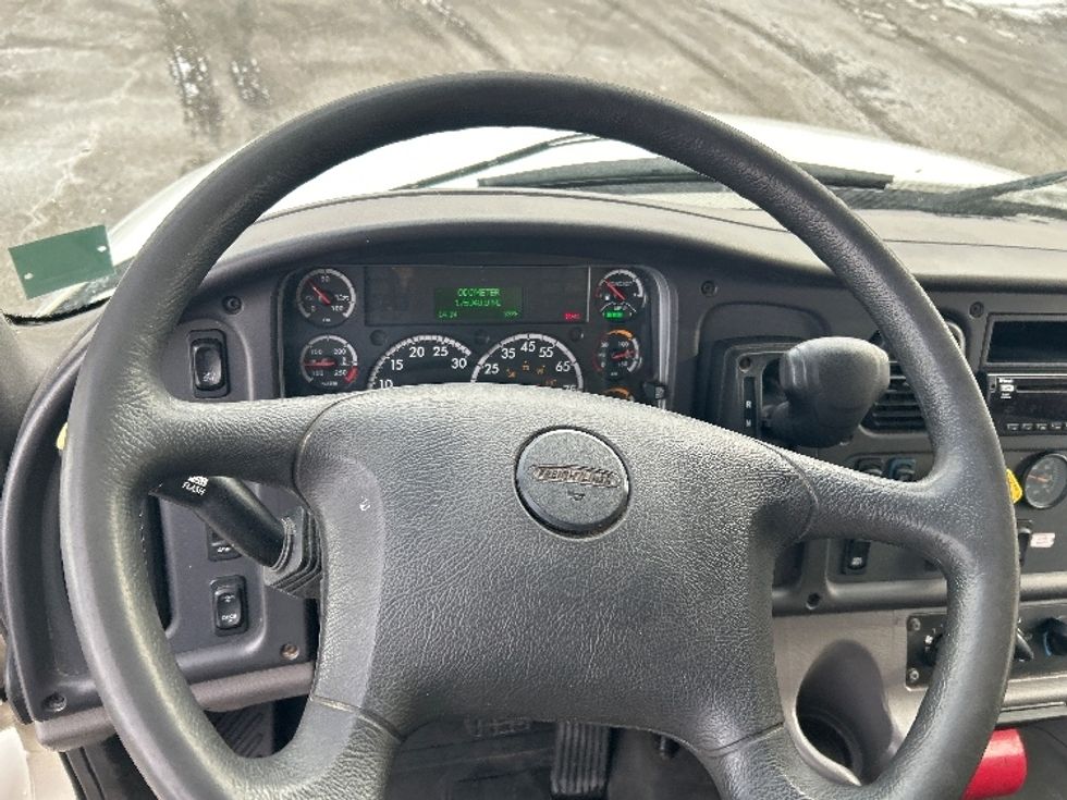 Medium Duty Box Truck-Light and Medium Duty Trucks-Freightliner-2019-M2-Brooklyn Park-MN-175,862\n\t\tmiles-$ 51,000 - Image 18