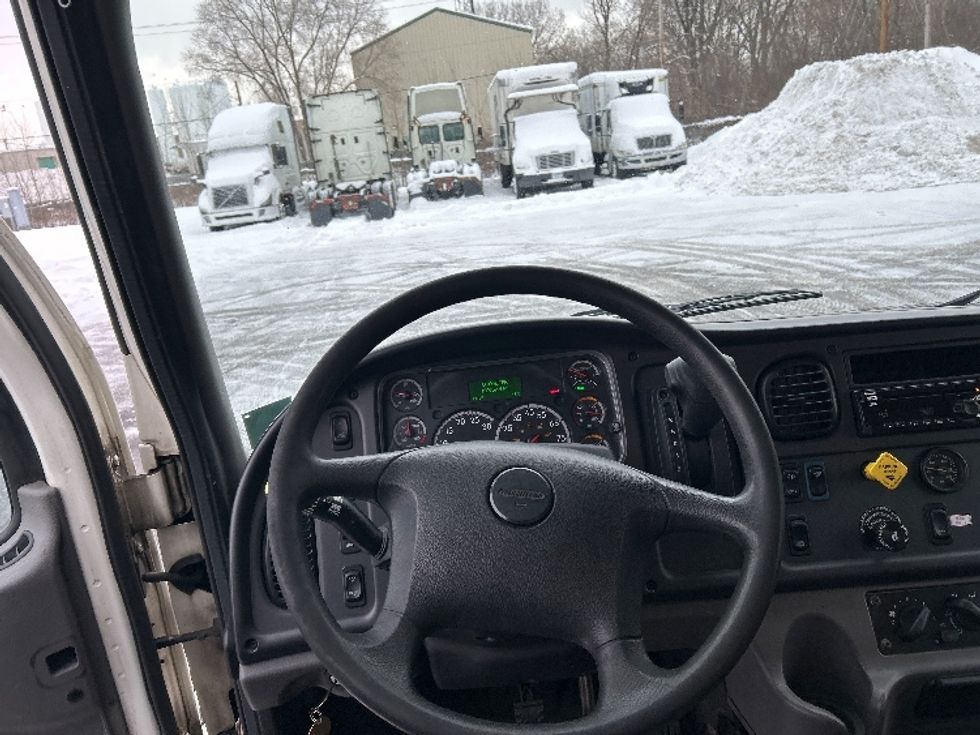 Medium Duty Box Truck-Light and Medium Duty Trucks-Freightliner-2019-M2-Brooklyn Park-MN-189,777\n\t\tmiles-$ 48,750 - Image 17