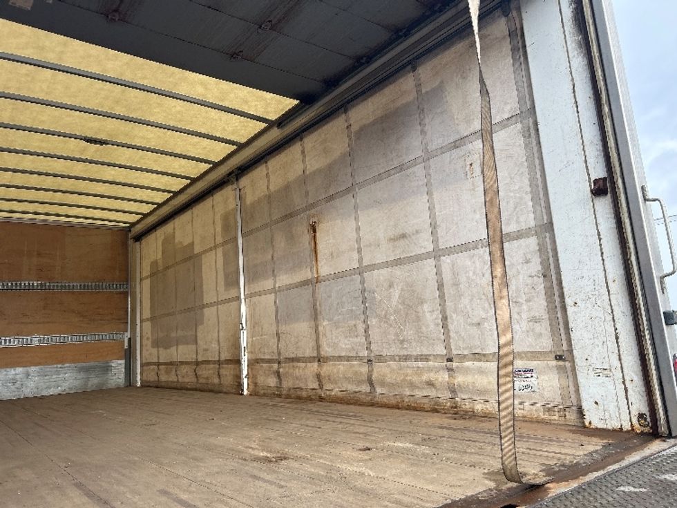 Medium Duty Box Truck-Light and Medium Duty Trucks-Freightliner-2019-M2-Brooklyn Park-MN-205,672\n\t\tmiles-$ 44,000 - Image 12