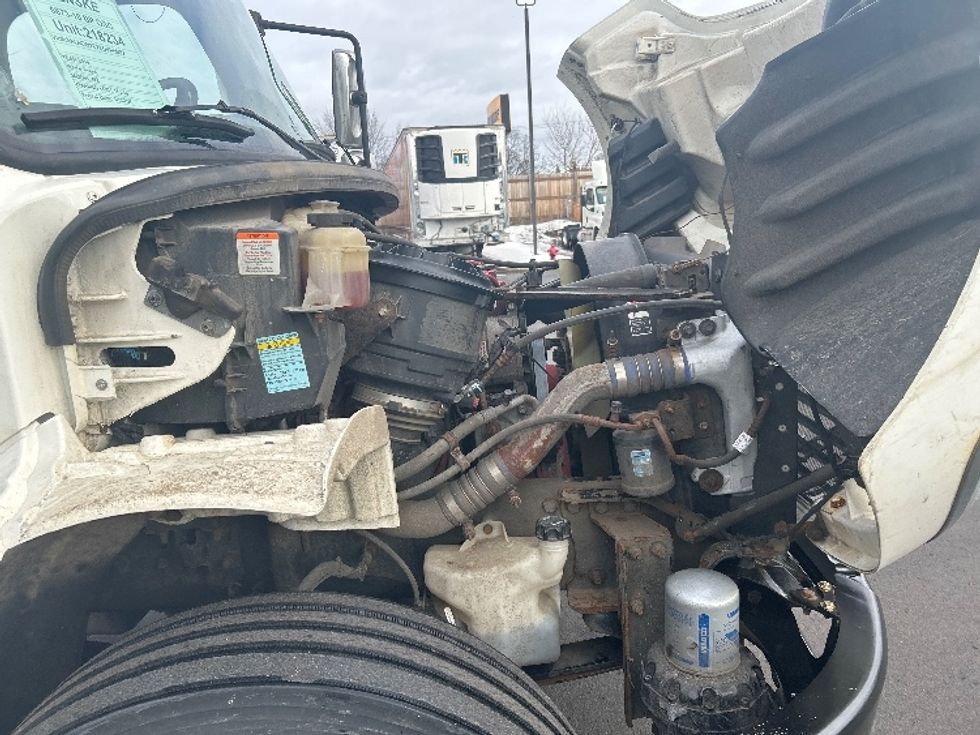 Medium Duty Box Truck-Light and Medium Duty Trucks-Freightliner-2019-M2-Brooklyn Park-MN-205,672\n\t\tmiles-$ 44,000 - Image 23