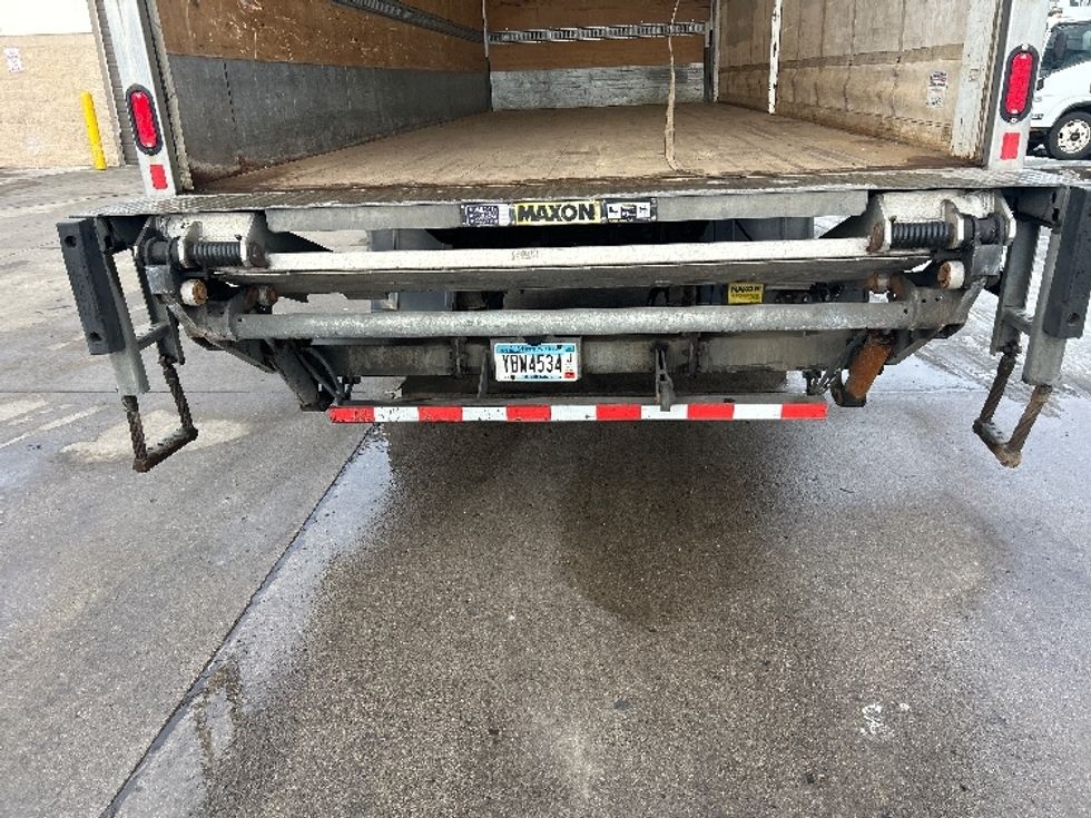 Medium Duty Box Truck-Light and Medium Duty Trucks-Freightliner-2019-M2-Brooklyn Park-MN-205,672\n\t\tmiles-$ 44,000 - Image 8