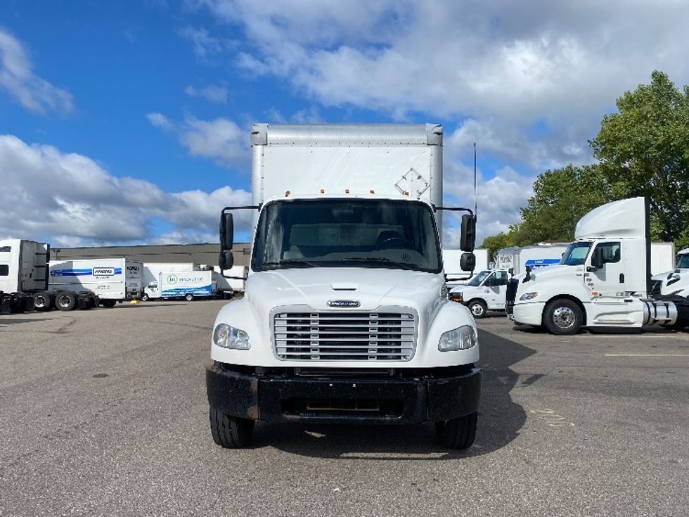 Medium Duty Box Truck-Light and Medium Duty Trucks-Freightliner-2019-M2-Brooklyn Park-MN-206,839\n\t\tmiles-$ 45,750 - Image 2