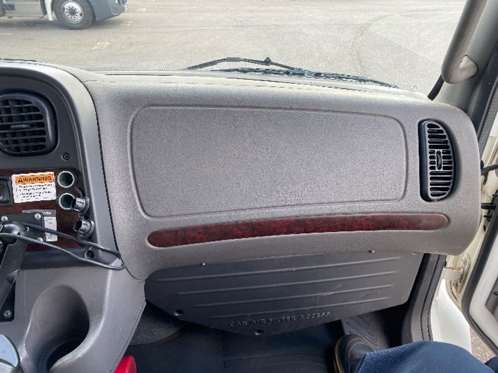 Medium Duty Box Truck-Light and Medium Duty Trucks-Freightliner-2019-M2-Brooklyn Park-MN-206,839\n\t\tmiles-$ 45,750 - Image 21