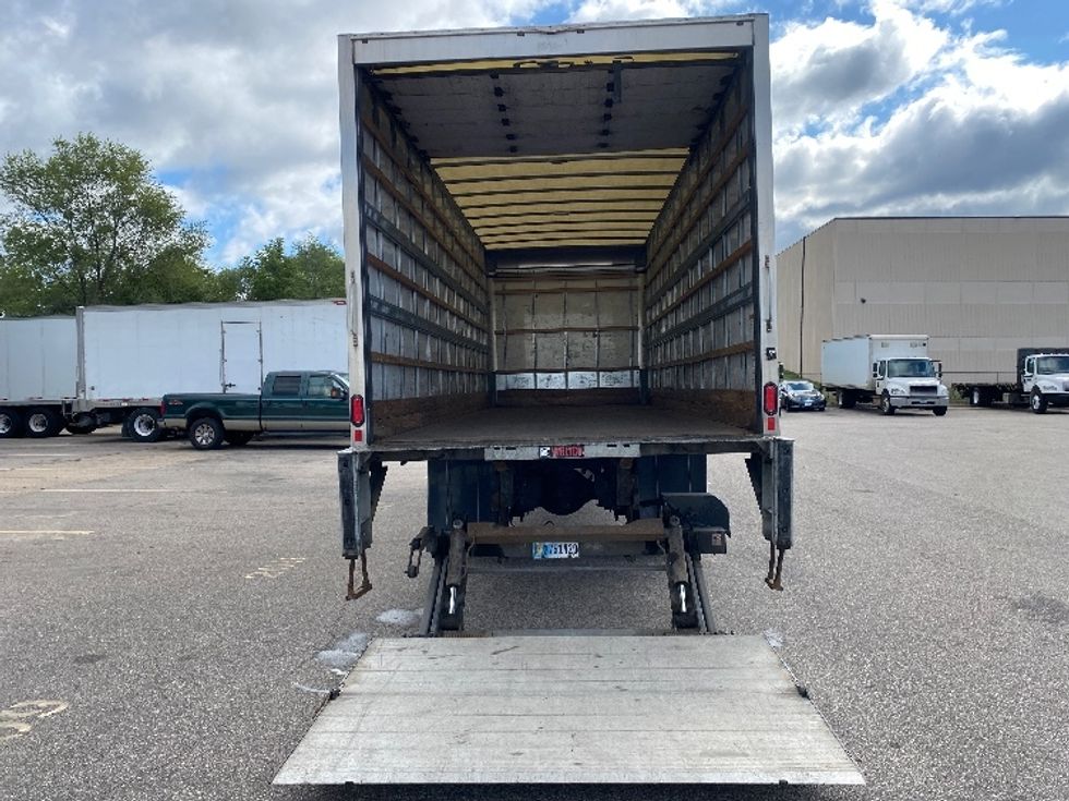 Medium Duty Box Truck-Light and Medium Duty Trucks-Freightliner-2019-M2-Brooklyn Park-MN-206,839\n\t\tmiles-$ 45,750 - Image 9