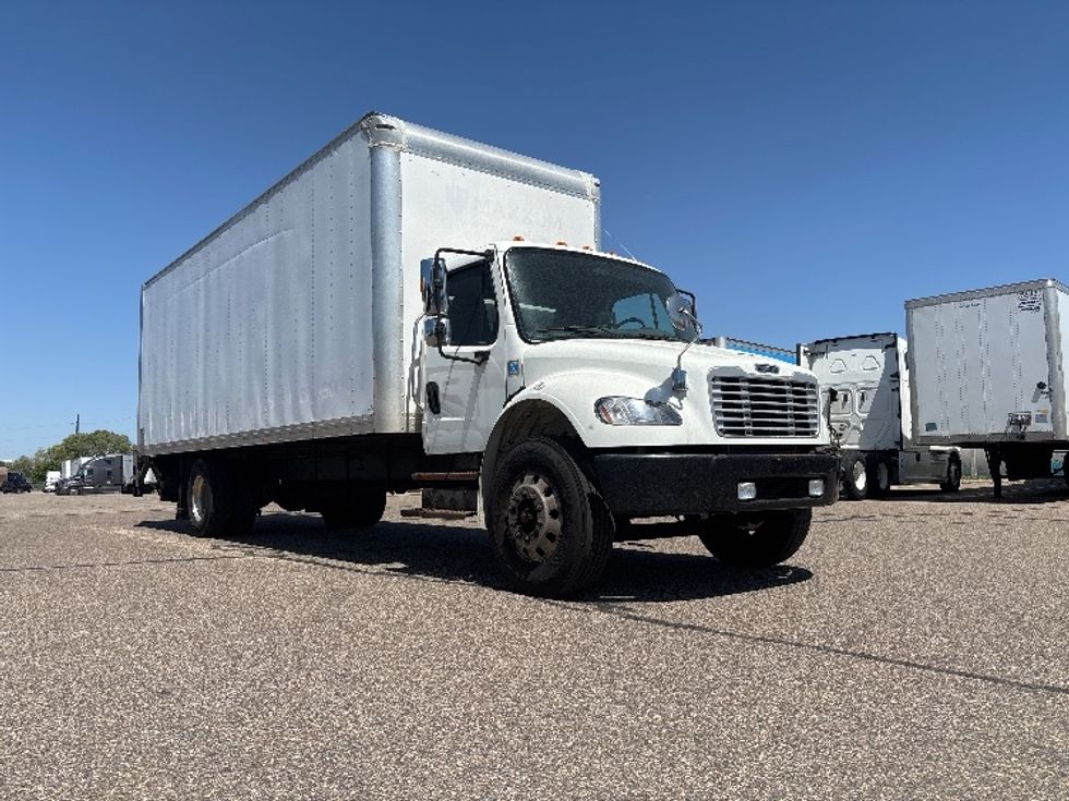 Medium Duty Box Truck-Light and Medium Duty Trucks-Freightliner-2019-M2-Brooklyn Park-MN-220,014\n\t\tmiles-$ 39,750 - Image 1