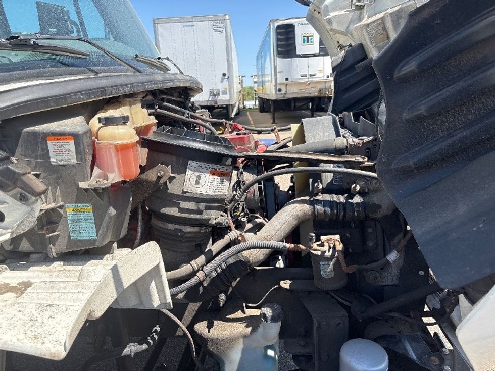 Medium Duty Box Truck-Light and Medium Duty Trucks-Freightliner-2019-M2-Brooklyn Park-MN-220,014\n\t\tmiles-$ 39,750 - Image 23